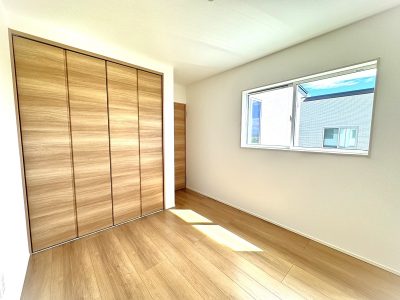 全居室南向きの明るいお部屋です♪(子供部屋)